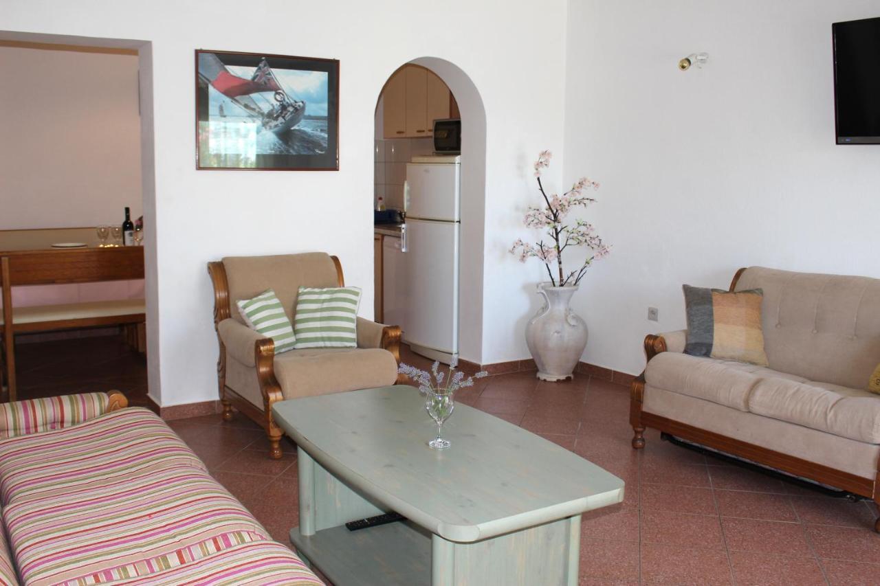 Zorana Apartment Mimice Exterior photo