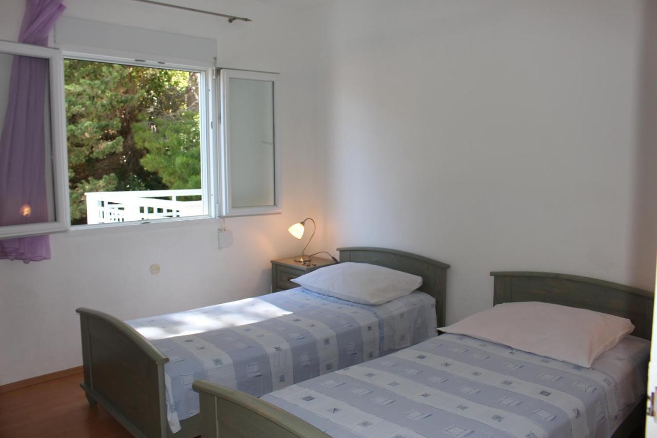Zorana Apartment Mimice Exterior photo
